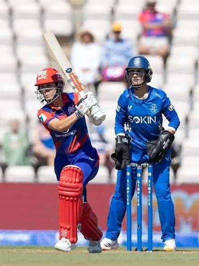 Match 3: Southern Brave Women vs MI London Women